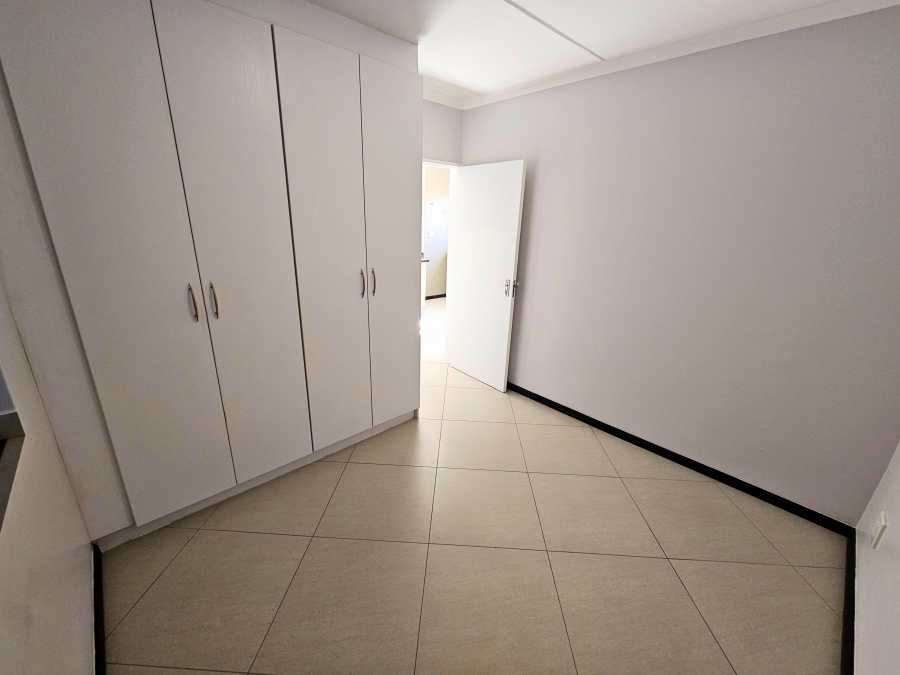 To Let 2 Bedroom Property for Rent in Buh Rein Estate Western Cape